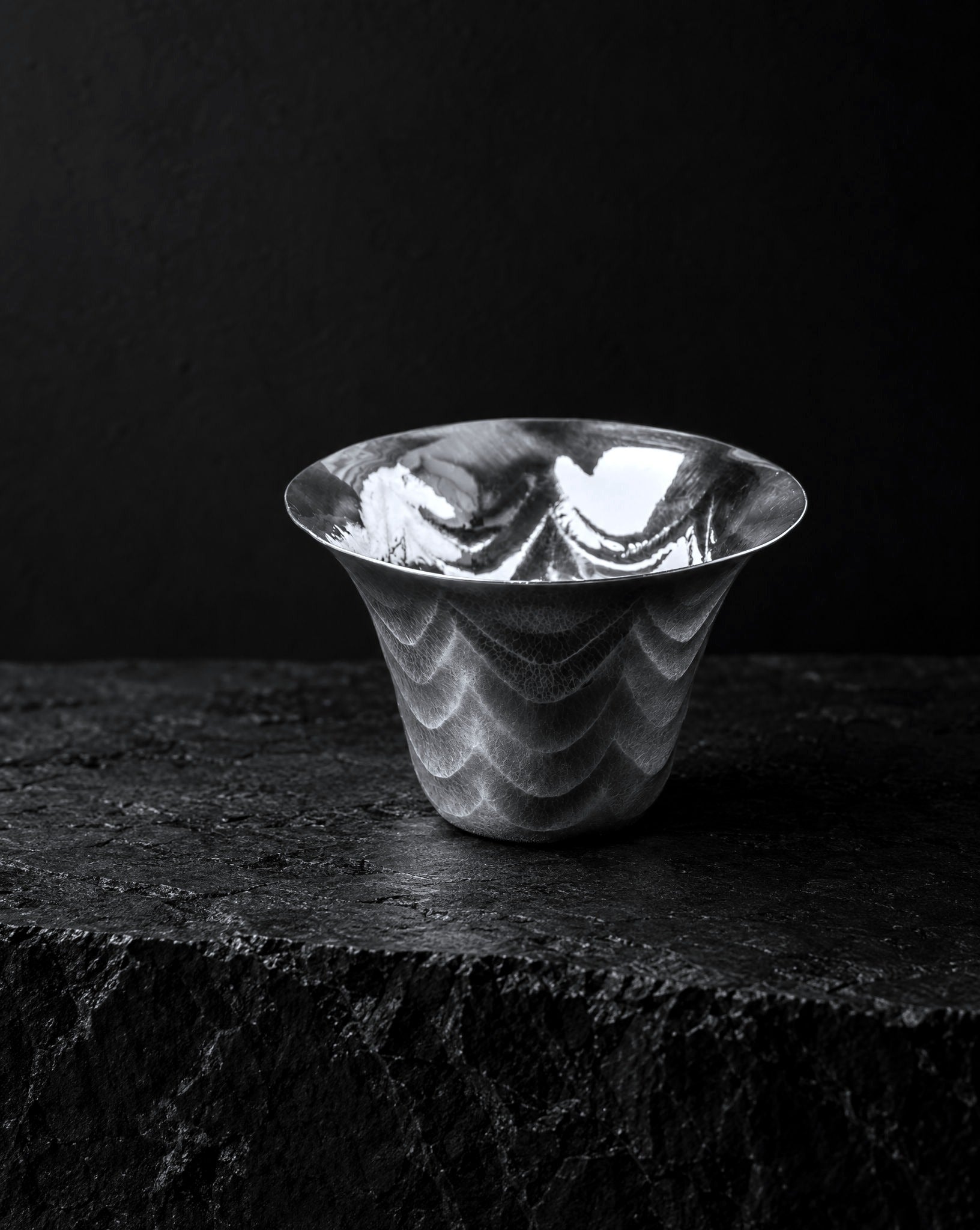銀杯　26g 銀盃 水影（GINPAI MIZUKAGE）Silver 999 Sake Cup – JOEKR