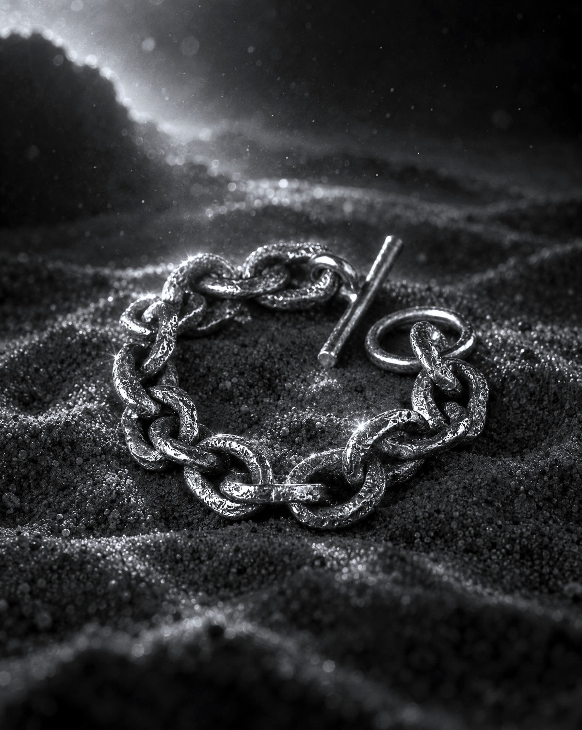 鎚鎖（TSUISA）Silver 999 Bracelet (Heavy Model) イメージ（AI生成）